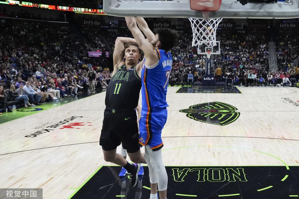 不仅牵动着 不仅牵动着